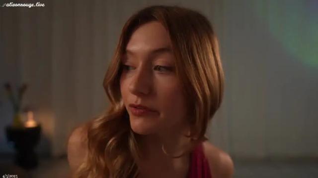 Image 10 of alisonrouge Stream on Chaturbate on 2 months ago