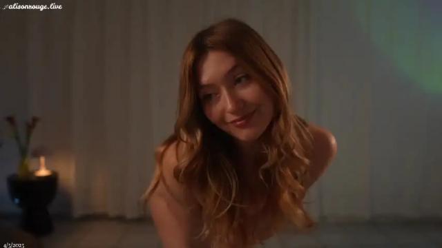 Image 12 of alisonrouge Stream on Chaturbate on 2 months ago