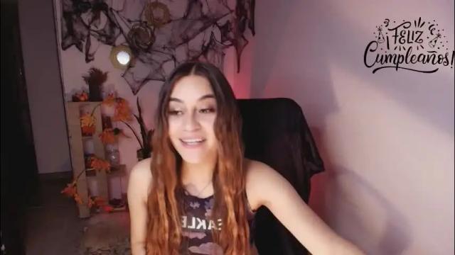 Image 3 of aliss_es Stream on Chaturbate on 2 days ago