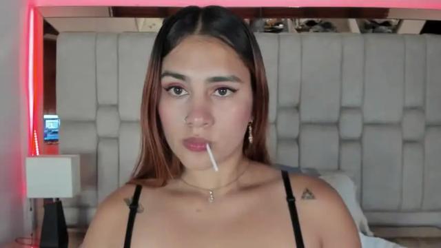 Image 10 of alissa_hills3 Stream on Chaturbate on 15 months ago
