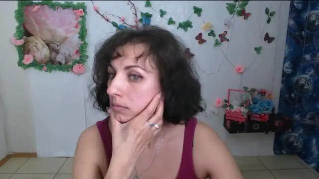 Image 2 of alissa_m_ Stream on Chaturbate on 13 months ago