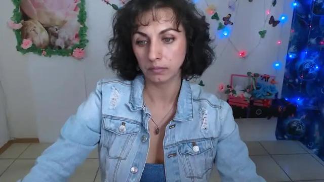 Image 10 of alissa_m_ Stream on Chaturbate on 13 months ago