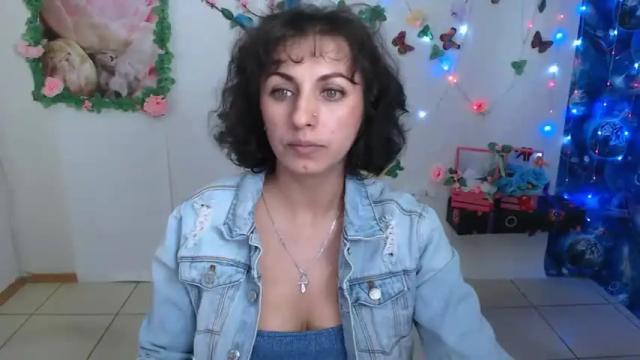 Image 11 of alissa_m_ Stream on Chaturbate on 13 months ago