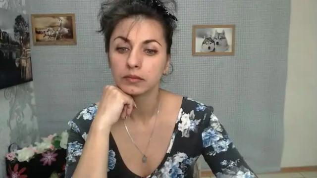 Image 2 of alissa_m_ Stream on Chaturbate on 12 months ago