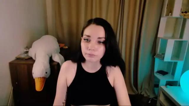 Image 12 of alissa_owl Stream on Chaturbate on 20 months ago