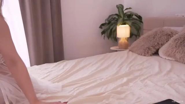 Image 3 of alissa_wxw Stream on Chaturbate on 1 month ago