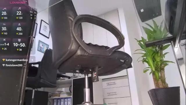 Image 3 of alissagodess Stream on Chaturbate on 6 months ago