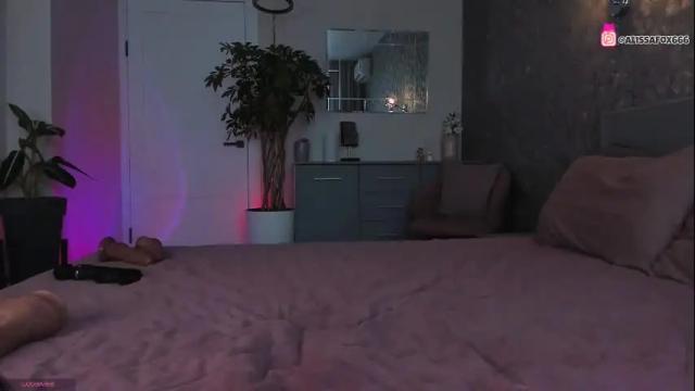 Image 7 of alissasexdoll Stream on Chaturbate on 17 days ago