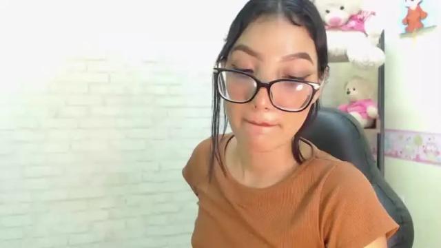 Image 7 of alissbreuker Stream on Chaturbate on 18 months ago