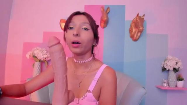 Image 8 of alissha_gray Stream on Chaturbate on 19 months ago