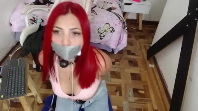 Image 7 of alissia_kent99 Stream on Chaturbate on 2 months ago