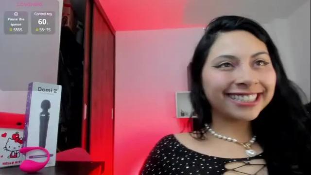 Image 3 of alissia_viera Stream on Chaturbate on 2 months ago
