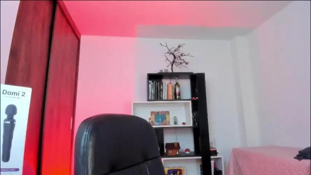 Image 11 of alissia_viera Stream on Chaturbate on 1 month ago