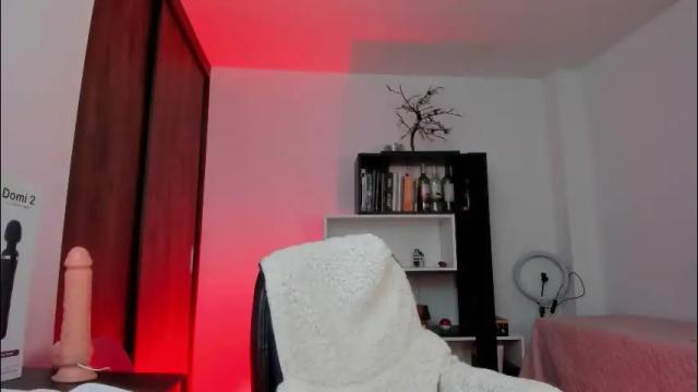 Image 2 of alissia_viera Stream on Chaturbate on 1 month ago