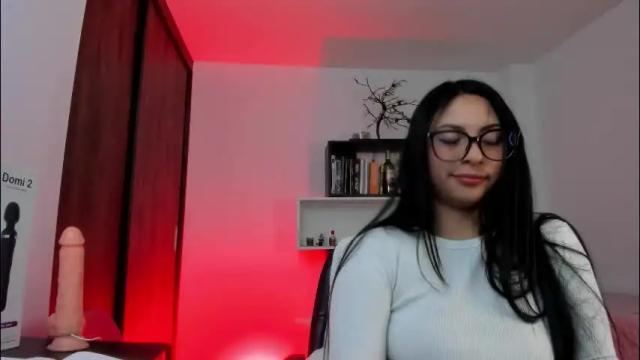 Image 4 of alissia_viera Stream on Chaturbate on 1 month ago
