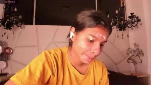 Image 2 of alisson_cooperr Stream on Chaturbate on 21 months ago