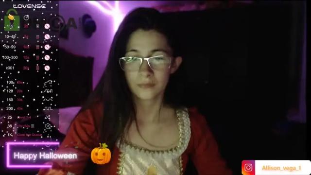 Image 8 of alisson_decker Stream on Chaturbate on 21 months ago