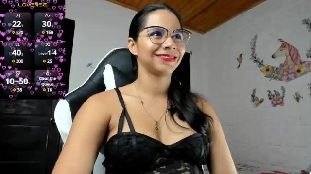 Image 8 of alisson_hoffman05 Stream on Chaturbate on 2 days ago