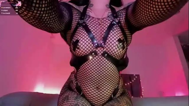 Image 4 of alisson_rocker Stream on Chaturbate on 1 month ago