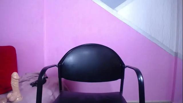 Image 2 of alisson_sharlot04 Stream on Chaturbate on 3 days ago