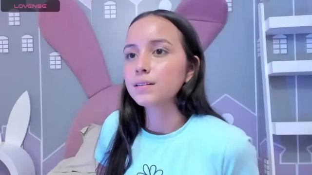 Image 8 of alisson_sweet18_ Stream on Chaturbate on 12 months ago