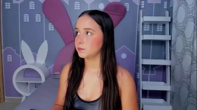 Image 3 of alisson_sweet18_ Stream on Chaturbate on 11 days ago