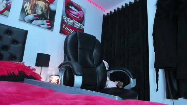 Image 12 of alisson_tattoo_ Stream on Chaturbate on 16 months ago