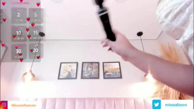 Image 7 of alisson_thompson_ Stream on Chaturbate on 1 month ago