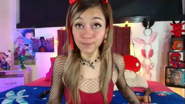 Image 3 of alisson_zafiro Stream on Chaturbate on 5 months ago