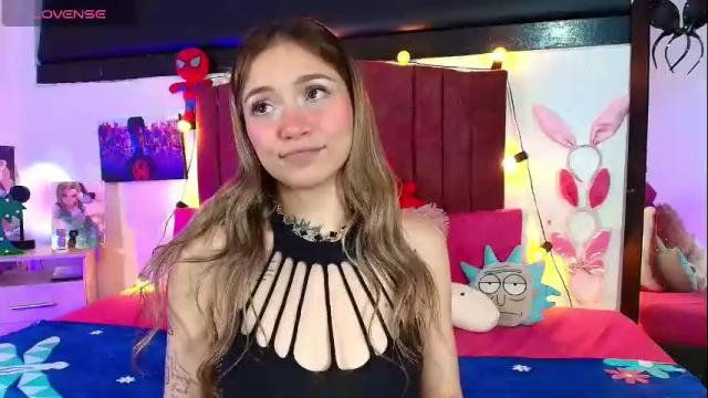 Image 7 of alisson_zafiro Stream on Chaturbate on 4 months ago