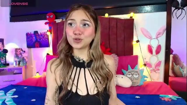Image 8 of alisson_zafiro Stream on Chaturbate on 4 months ago