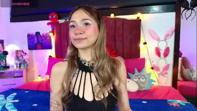 Thumbnail 3, alisson_zafiro's Stream at Chaturbate, 4 months ago