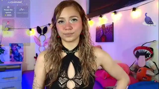 Image 11 of alisson_zafiro Stream on Chaturbate on 3 months ago
