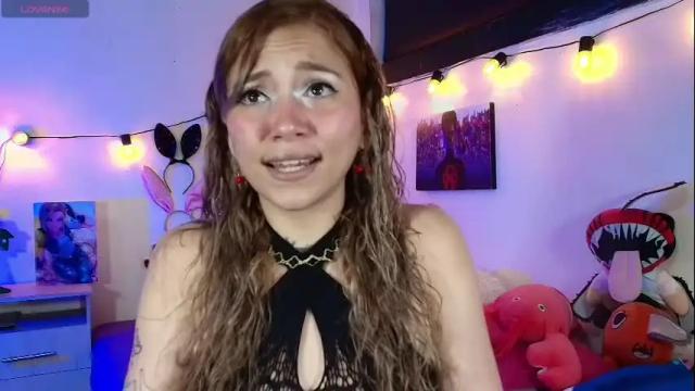 Image 2 of alisson_zafiro Stream on Chaturbate on 3 months ago
