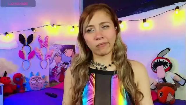 Image 12 of alisson_zafiro Stream on Chaturbate on 3 months ago