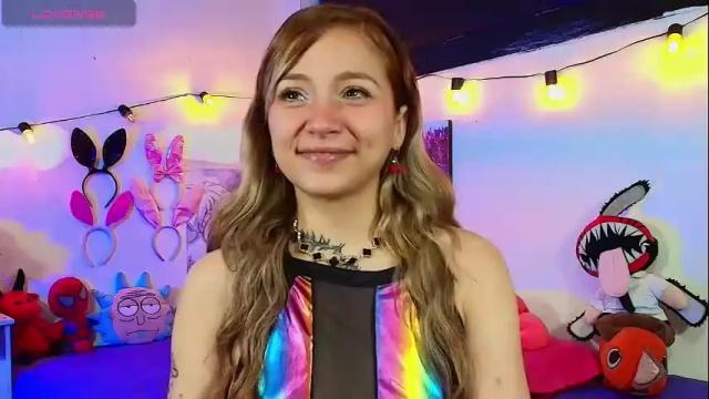 Image 4 of alisson_zafiro Stream on Chaturbate on 3 months ago
