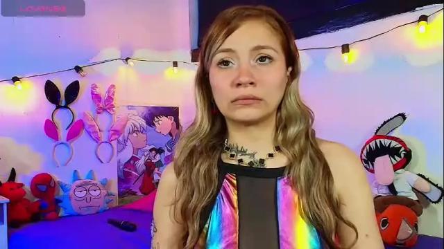 Image 8 of alisson_zafiro Stream on Chaturbate on 3 months ago