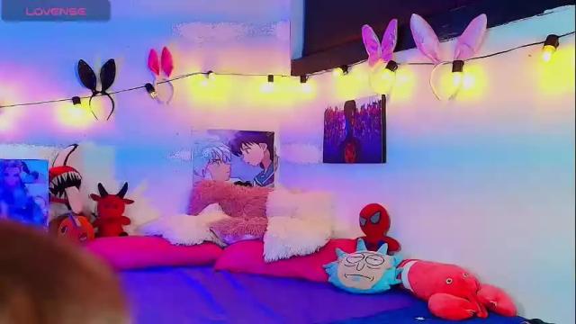 Image 3 of alisson_zafiro Stream on Chaturbate on 3 months ago