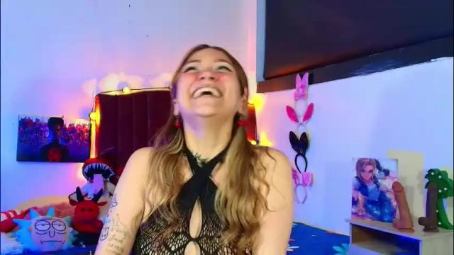 Image 12 of alisson_zafiro Stream on Chaturbate on 2 months ago