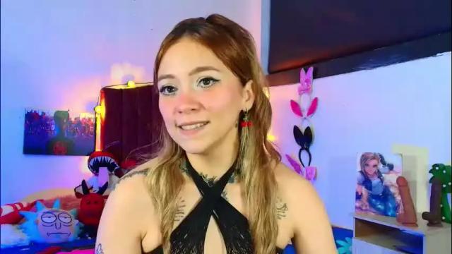 Image 2 of alisson_zafiro Stream on Chaturbate on 2 months ago