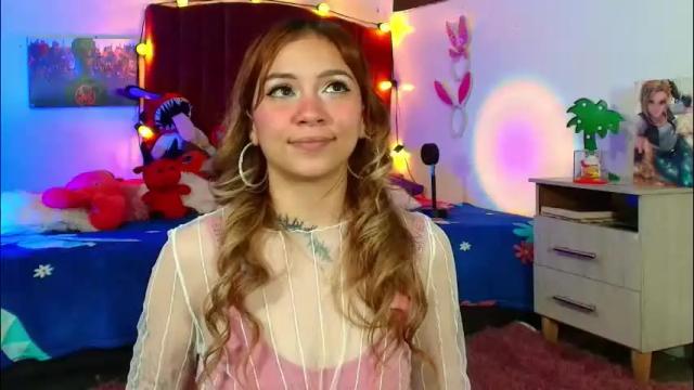 Image 10 of alisson_zafiro Stream on Chaturbate on 1 month ago