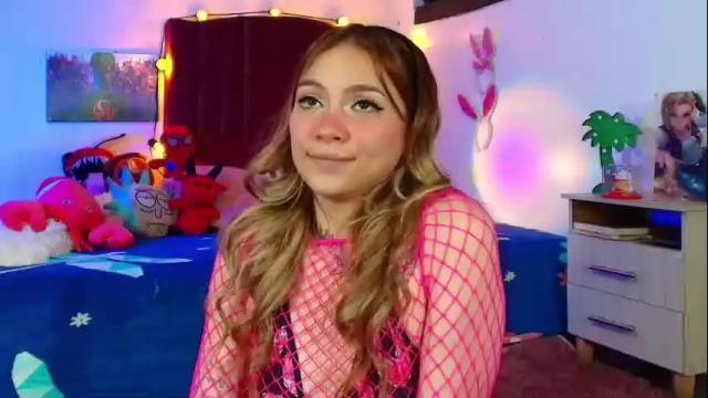 Image 8 of alisson_zafiro Stream on Chaturbate on 1 month ago