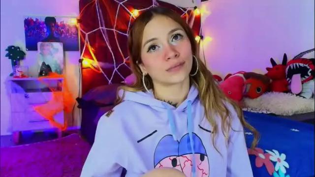 Image 12 of alisson_zafiro Stream on Chaturbate on 15 hours ago