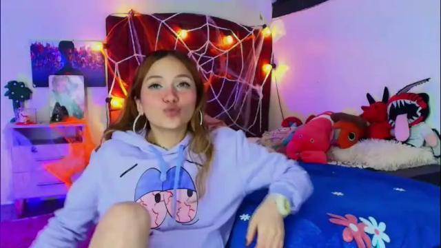 Image 8 of alisson_zafiro Stream on Chaturbate on 15 hours ago