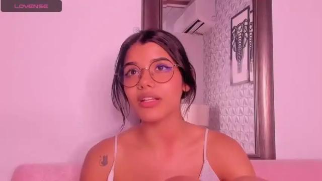 Image 12 of alissonjacksonn_ Stream on Chaturbate on 18 months ago