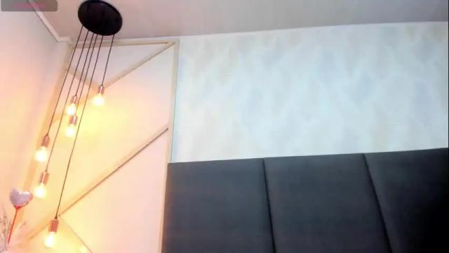 Image 7 of alissonmartin Stream on Chaturbate on 24 days ago