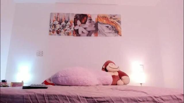 Image 6 of alissonroyce Stream on Chaturbate on 1 month ago