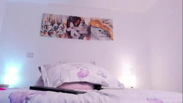 Image 12 of alissonroyce Stream on Chaturbate on 1 month ago