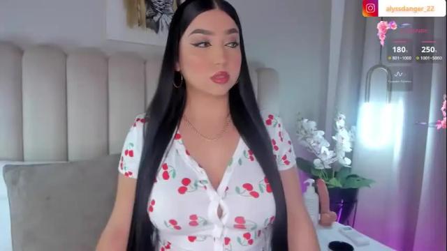 Image 3 of alissyadanger Stream on Chaturbate on 1 month ago