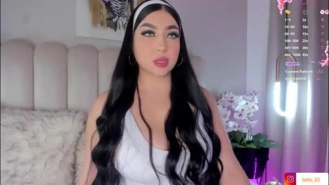 Image 2 of alissyadanger Stream on Chaturbate on 15 days ago
